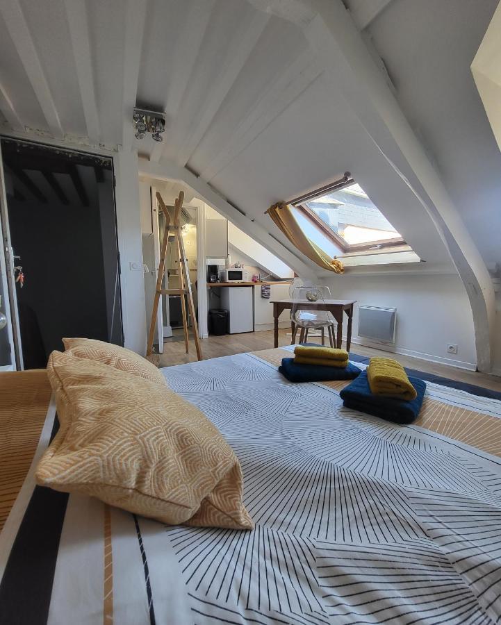 Les Z'Amours Honfleur Bagian luar foto